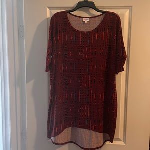LaLaRoe Irma Women’s medium top